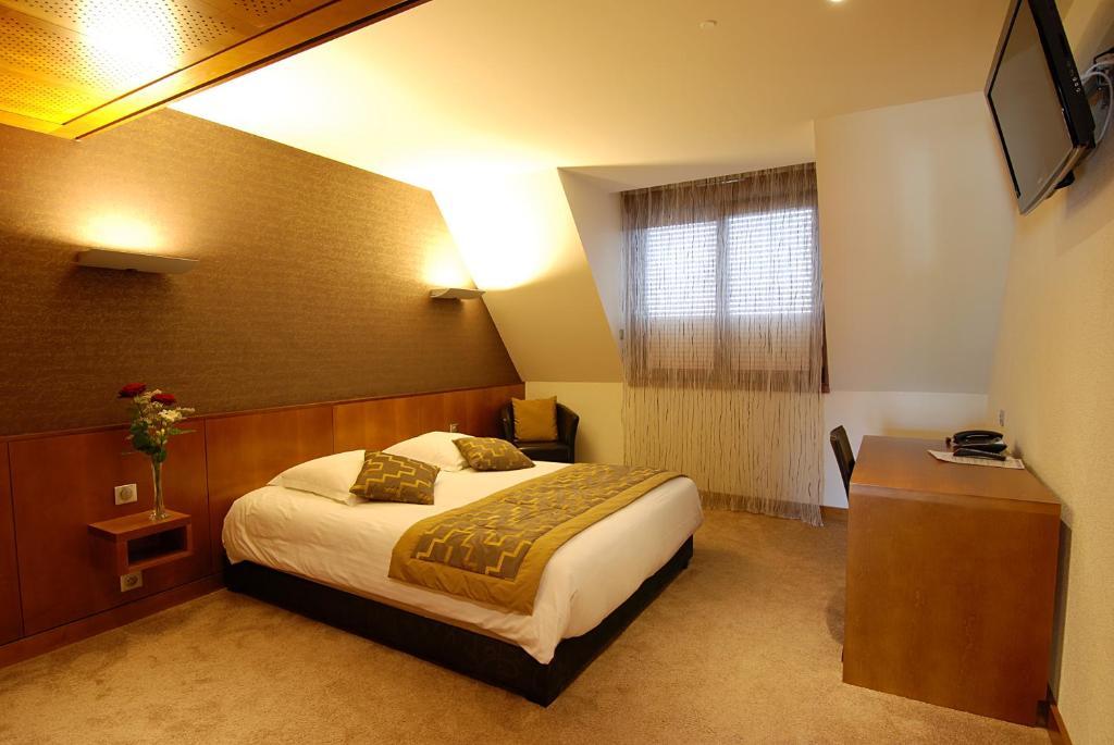 Hotel Au Nid De Cigognes أوستا الغرفة الصورة